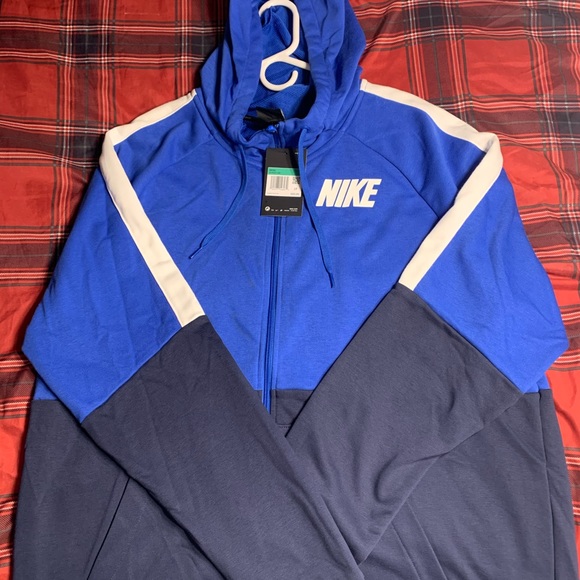 NWT Nike Zip up hoodie - Picture 1 of 5